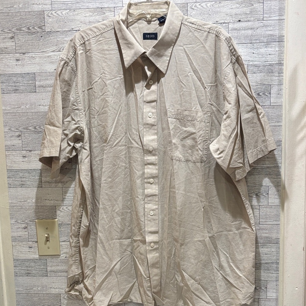 Izod Men's Light Tan Casual Button Down Shirt